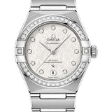 Omega Constellation Manhattan Co-Axial Master Chronometer Watch - 29 mm Steel Case - Diamond-Paved Bezel - White Silvery Dial - 131.15.29.20.52.001